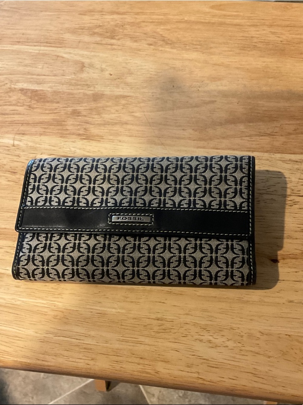 Fossil Trifold/Bifold Wallet “Brown”